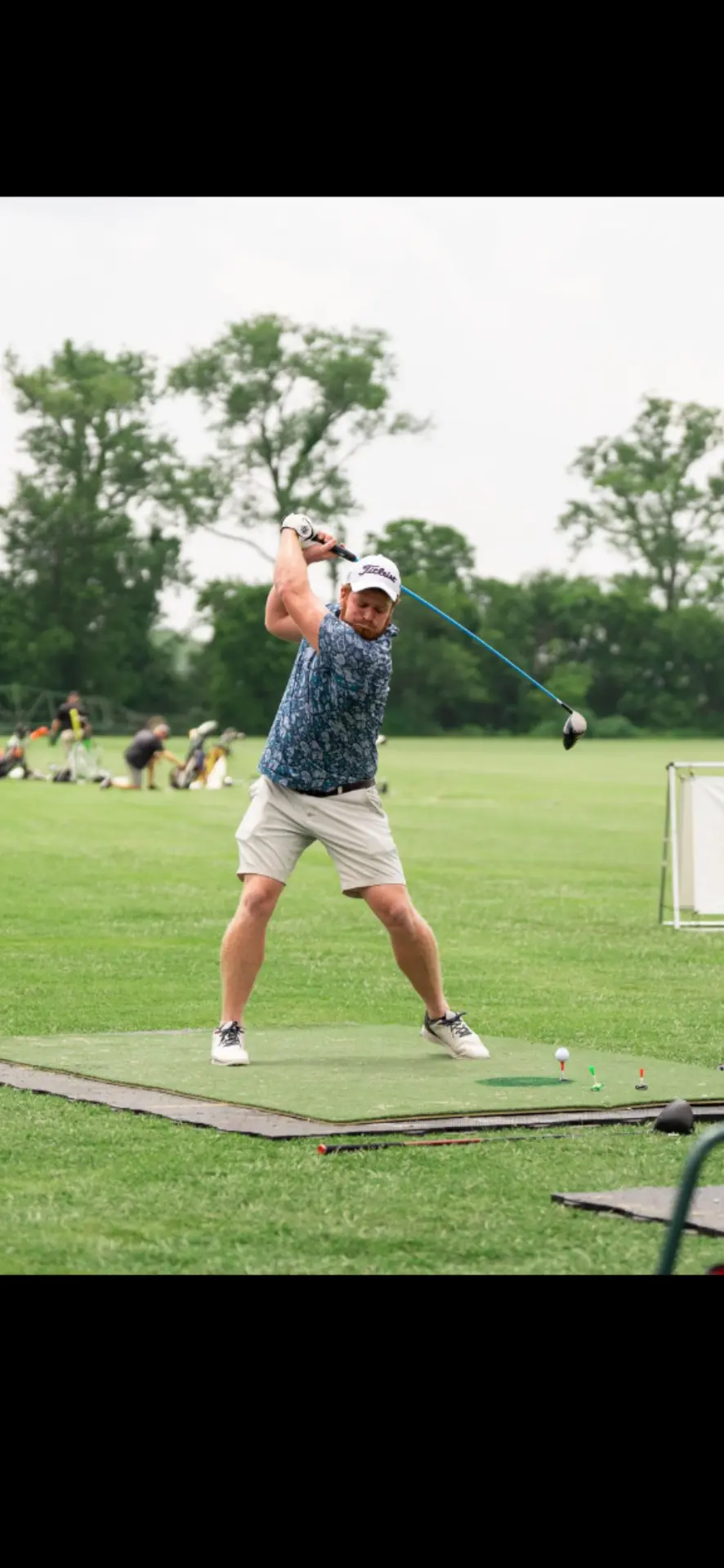 Stephen Hopper loading into a driver swing